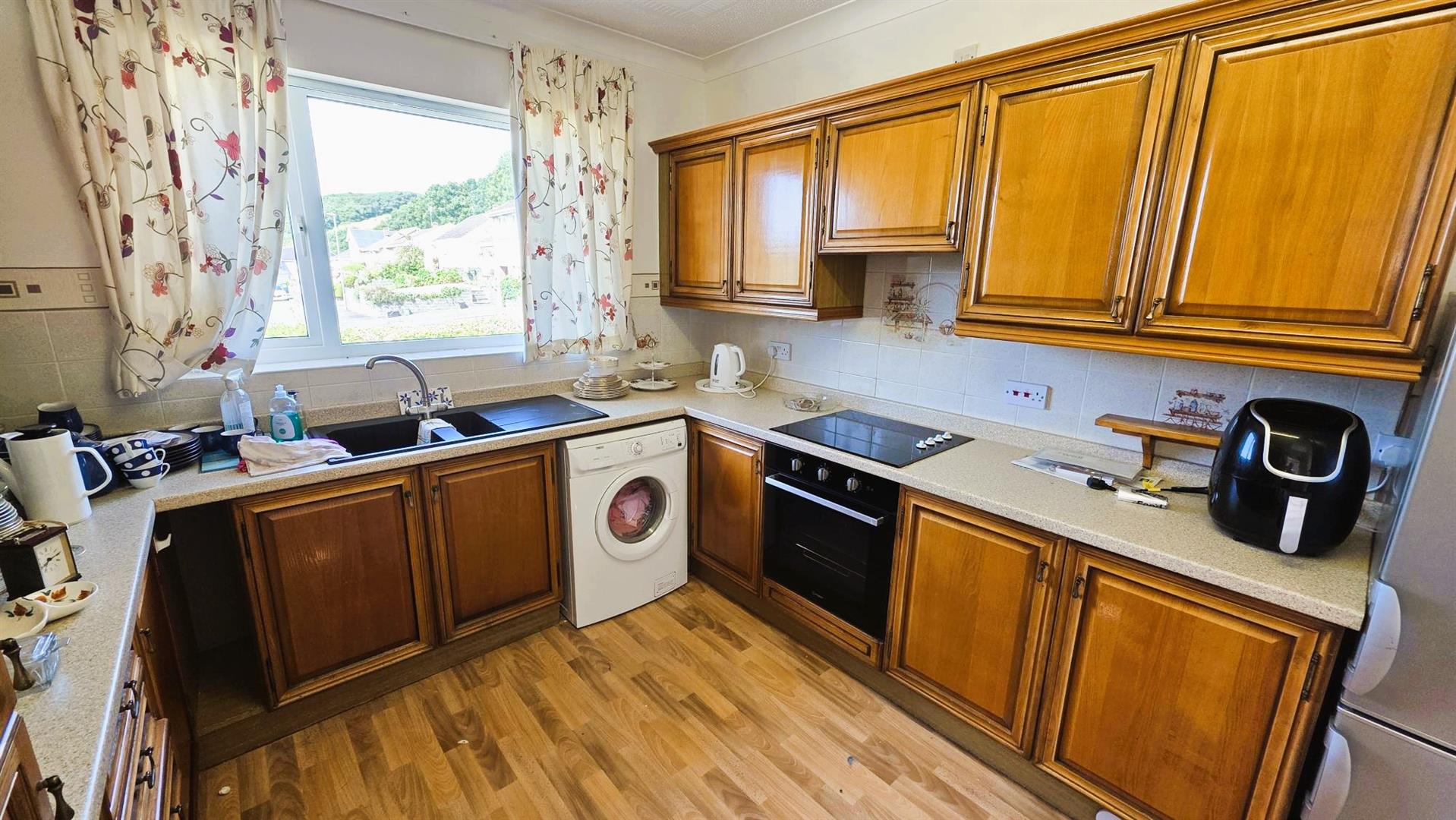Gwscwm Road, Burry Port, SA16 0BS